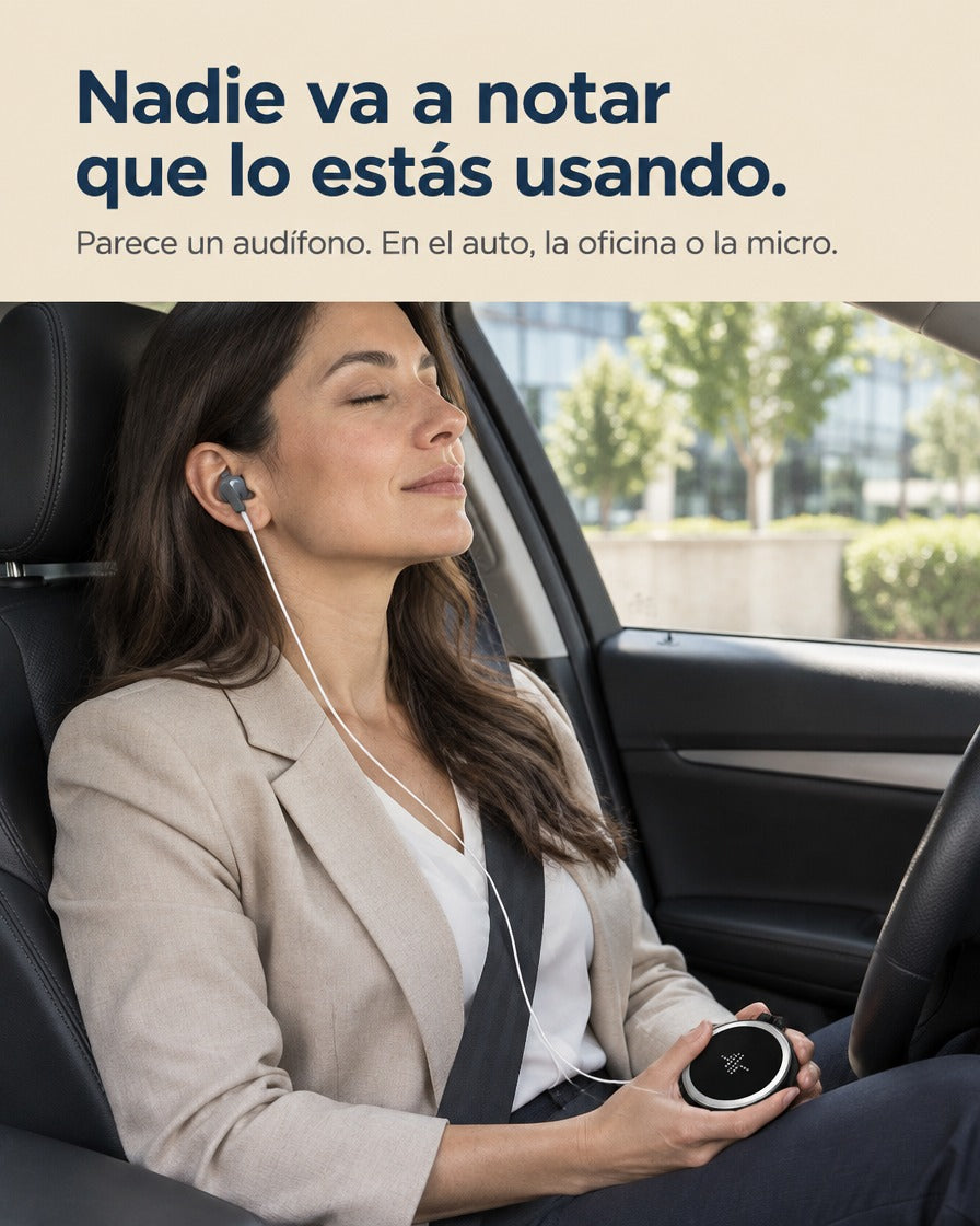 Ohm se usa discreto, como un audífono, en el auto
